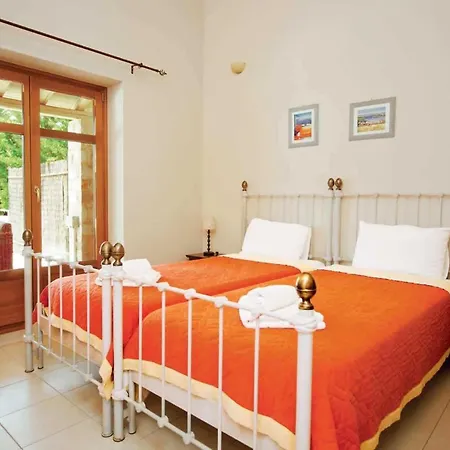 Markantonata Sleeps 4 Air Con Wifi וילה Antipata (Erisos)